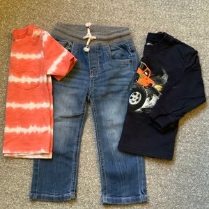 Toddler boy Casual outfit 2T (2 tees, Denim)